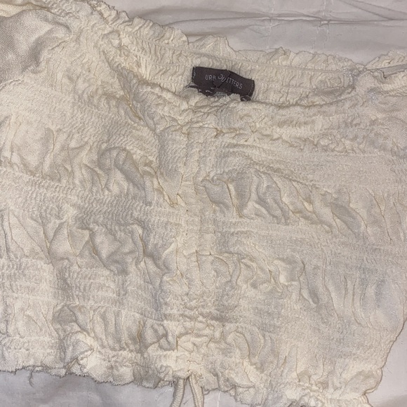 URBAN OUTFITTERS CROP TOPS - Picture 2 of 3